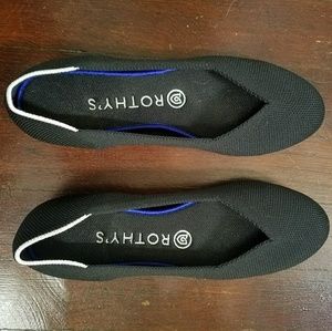 Rothys round toe flats